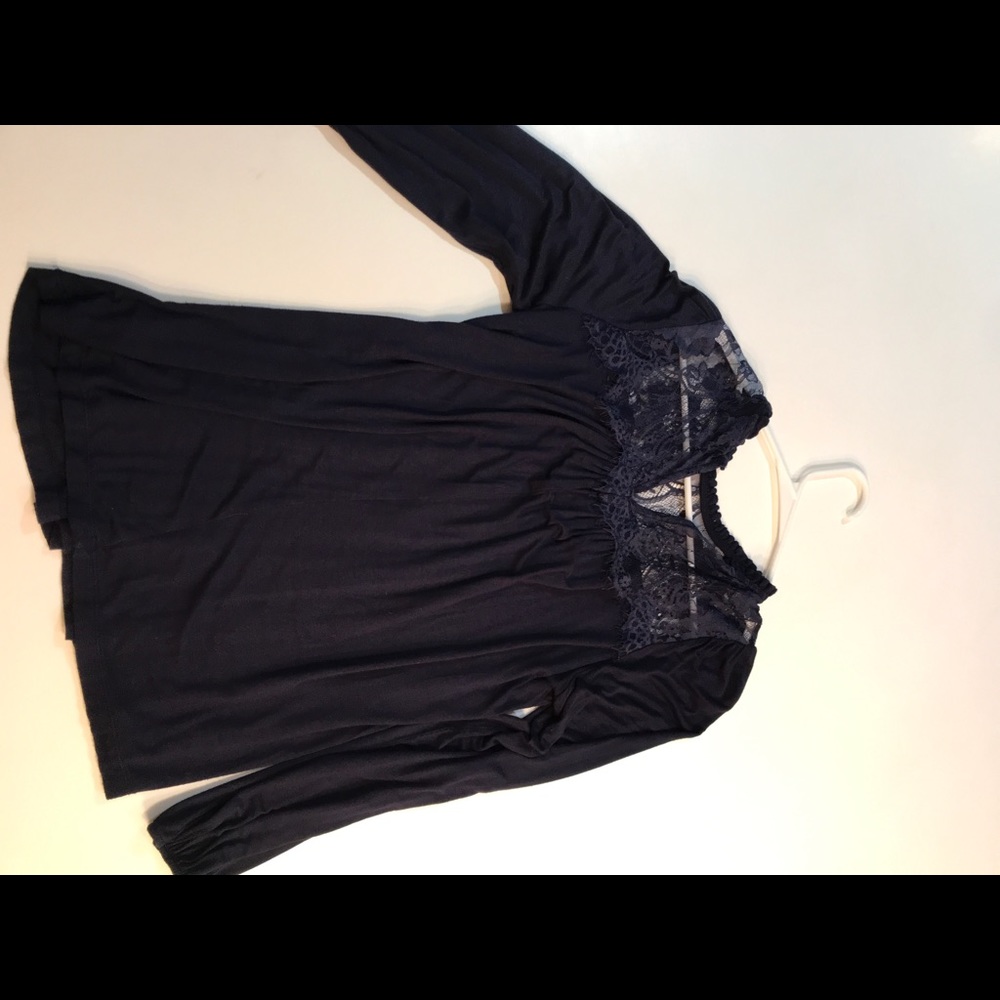 Women’s long sleeve